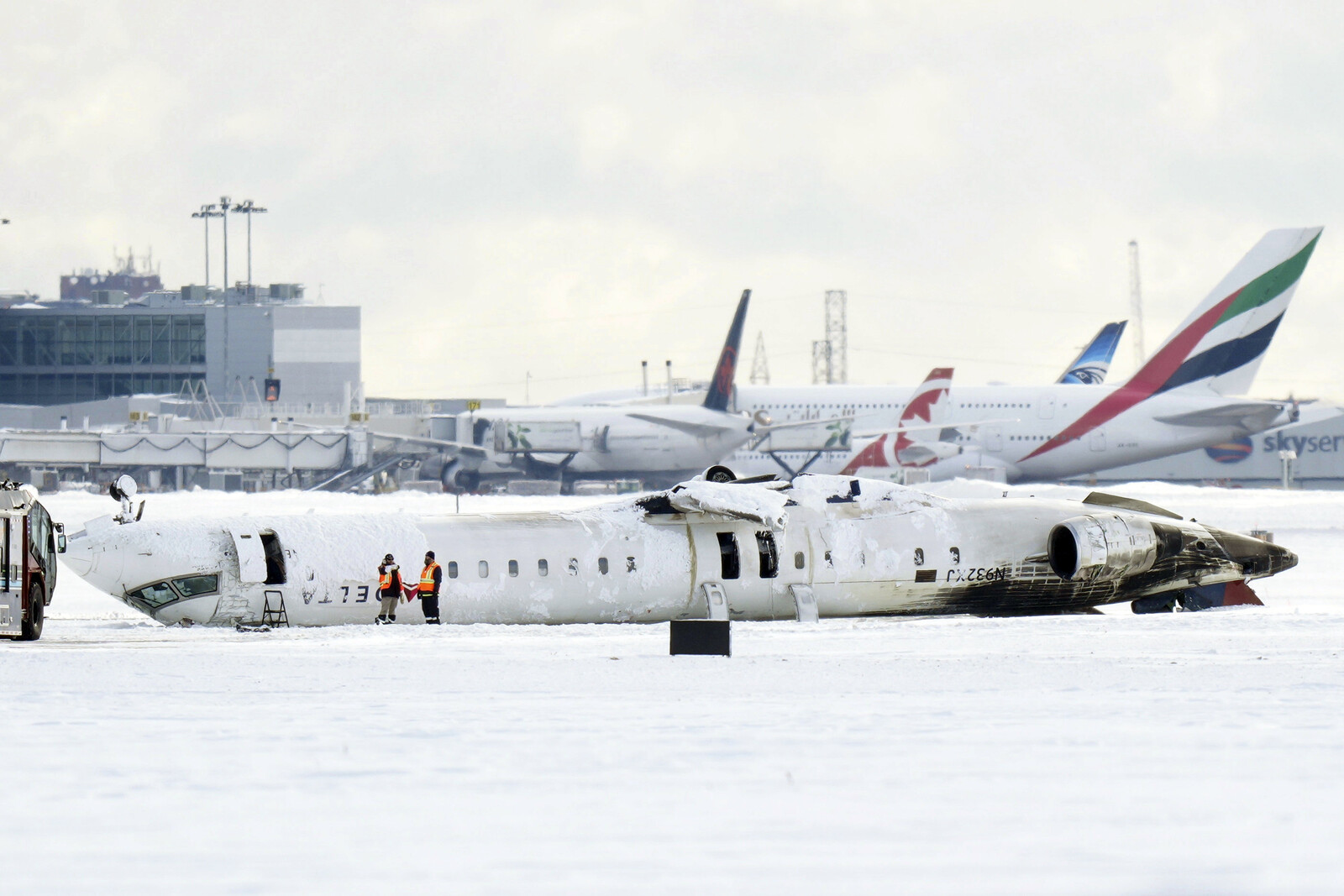 High Descent Speed Cited in Toronto Plane Crash Report