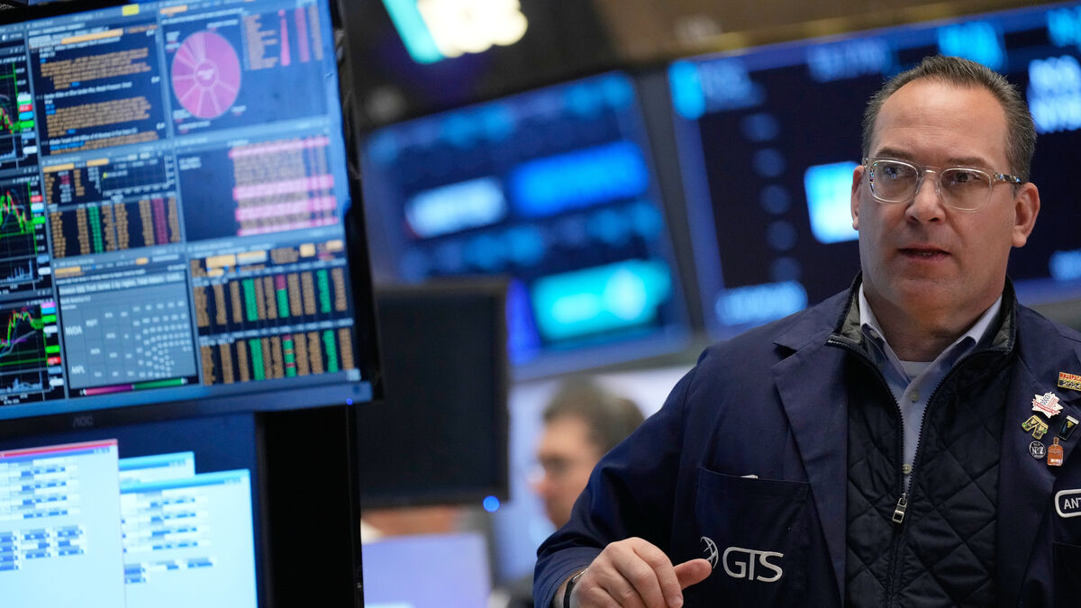 Trump's statement about talks with Iran lifts the New York Stock Exchange