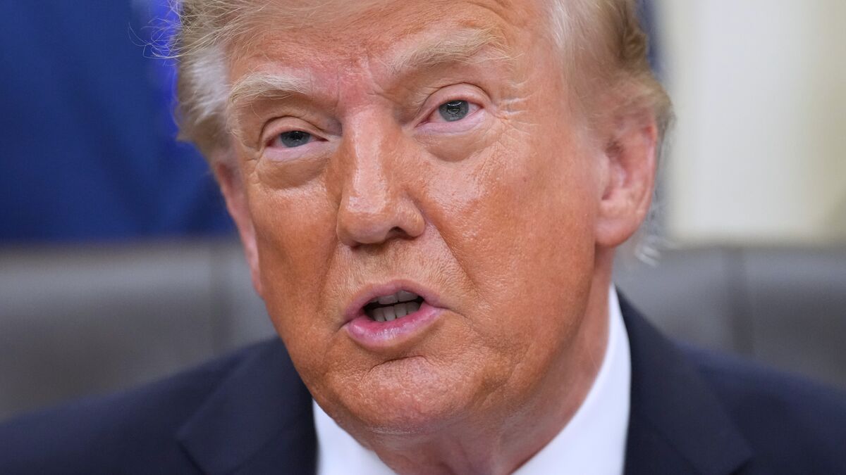 Trump demands lower interest rates,