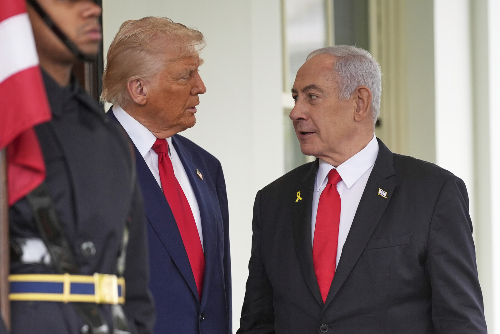 Trump Urges Dismissal of Netanyahu's