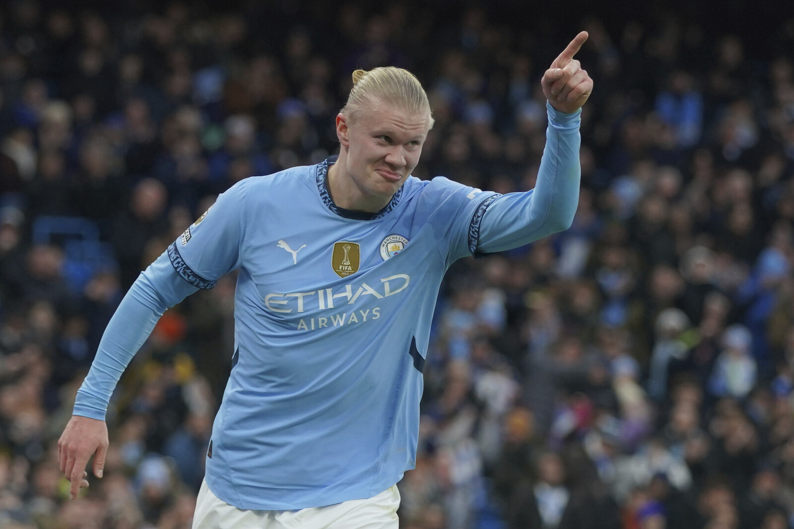 Haaland signs ten-year contract –