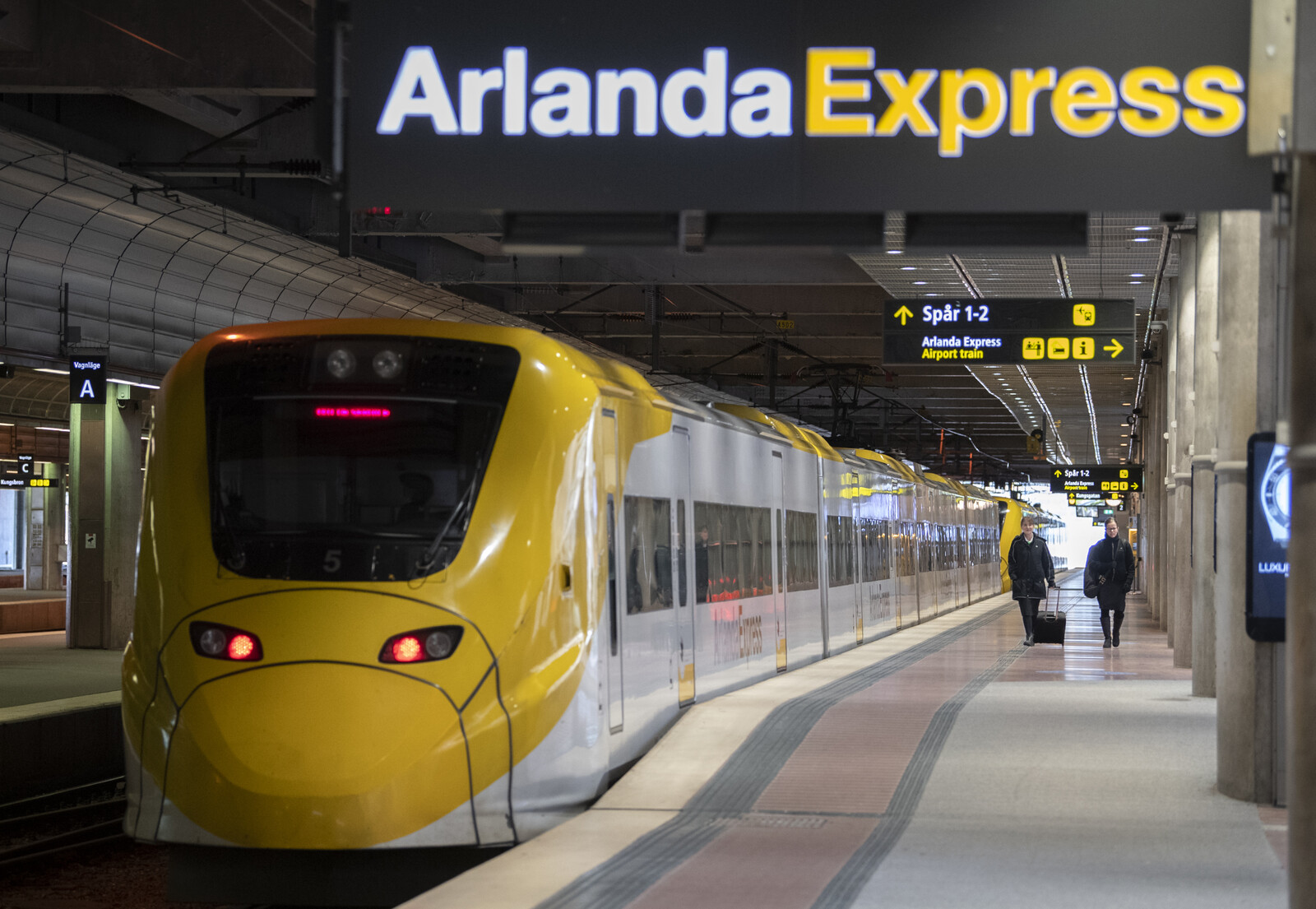 Train Services Resume After Police