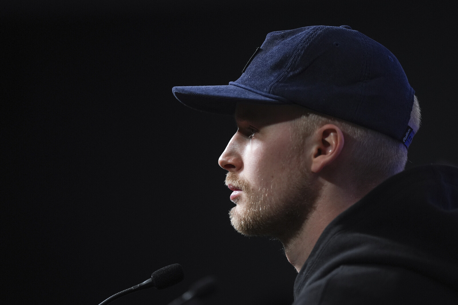 Elias Pettersson Urged to Improve Training by Canucks Coach Tocchet
