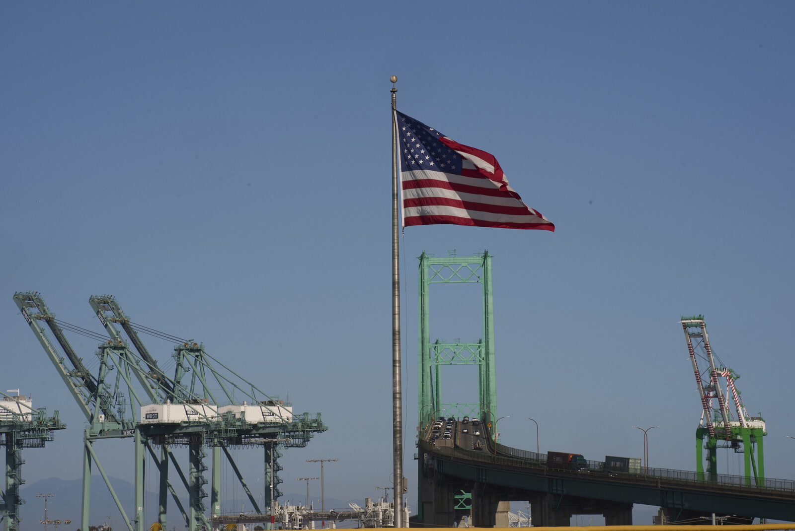 EU and US Face Tariff Talks Deadline Amid Economic Shock Concerns