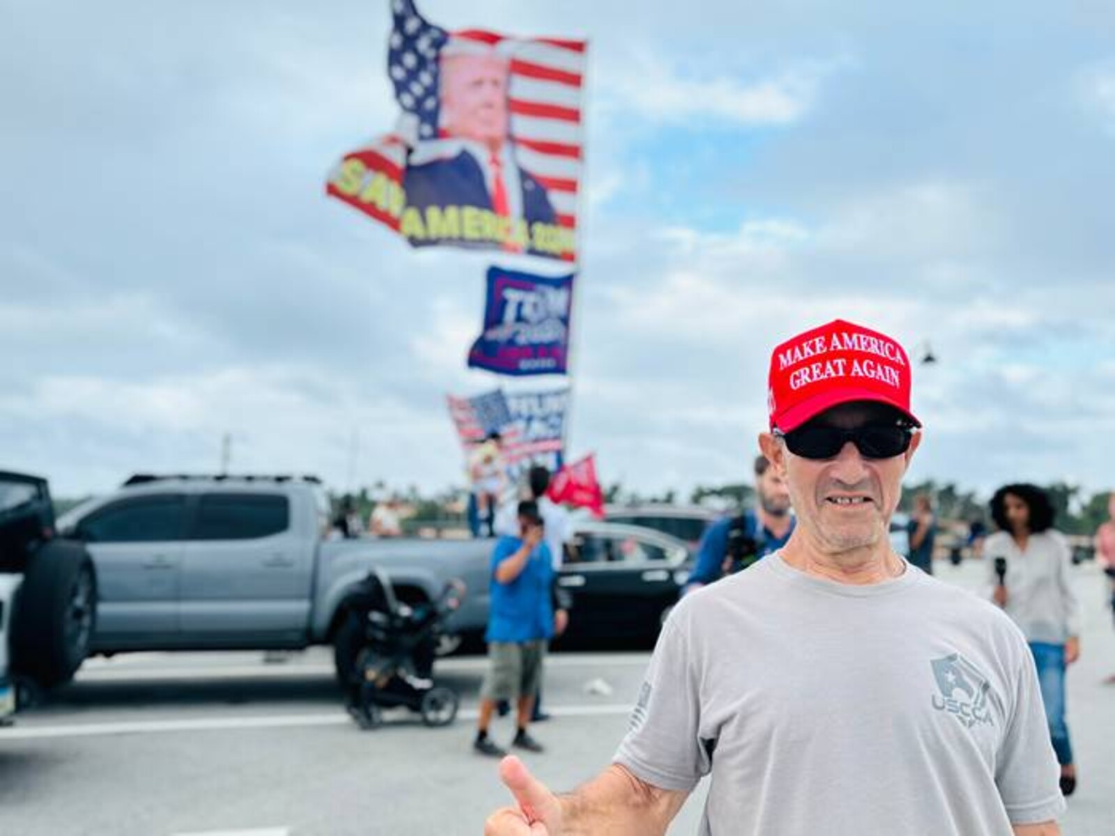 Spontaneous street party outside Trump's