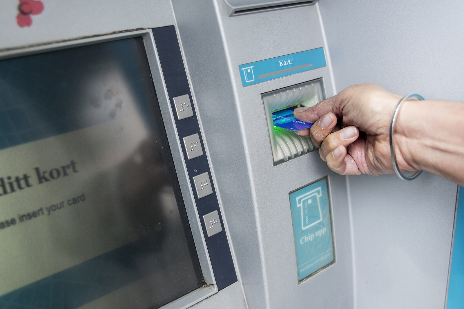 Cash withdrawals continue to decrease