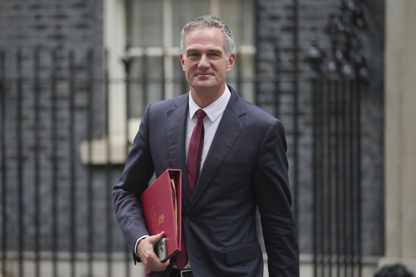 UK Boosts Investment in Eutelsat to Rival Starlink