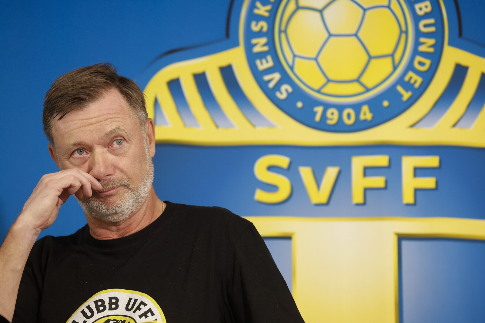 Gerhardsson Explains Penalty Decisions in Euro Quarterfinal Loss
