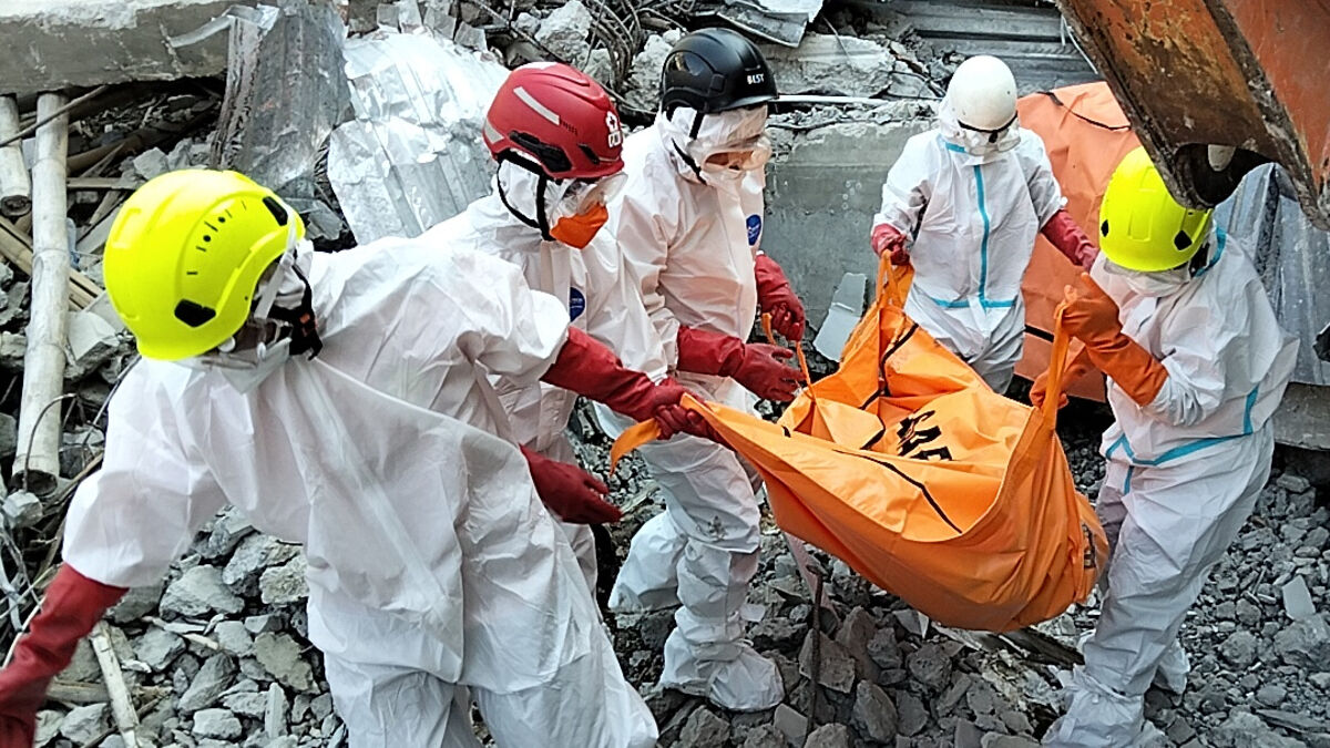 67 Dead as Search Ends