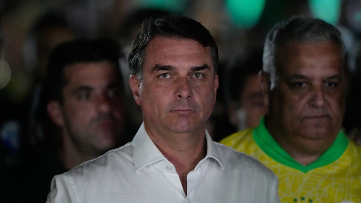 Flávio Bolsonaro’s PL Party Recognizes
