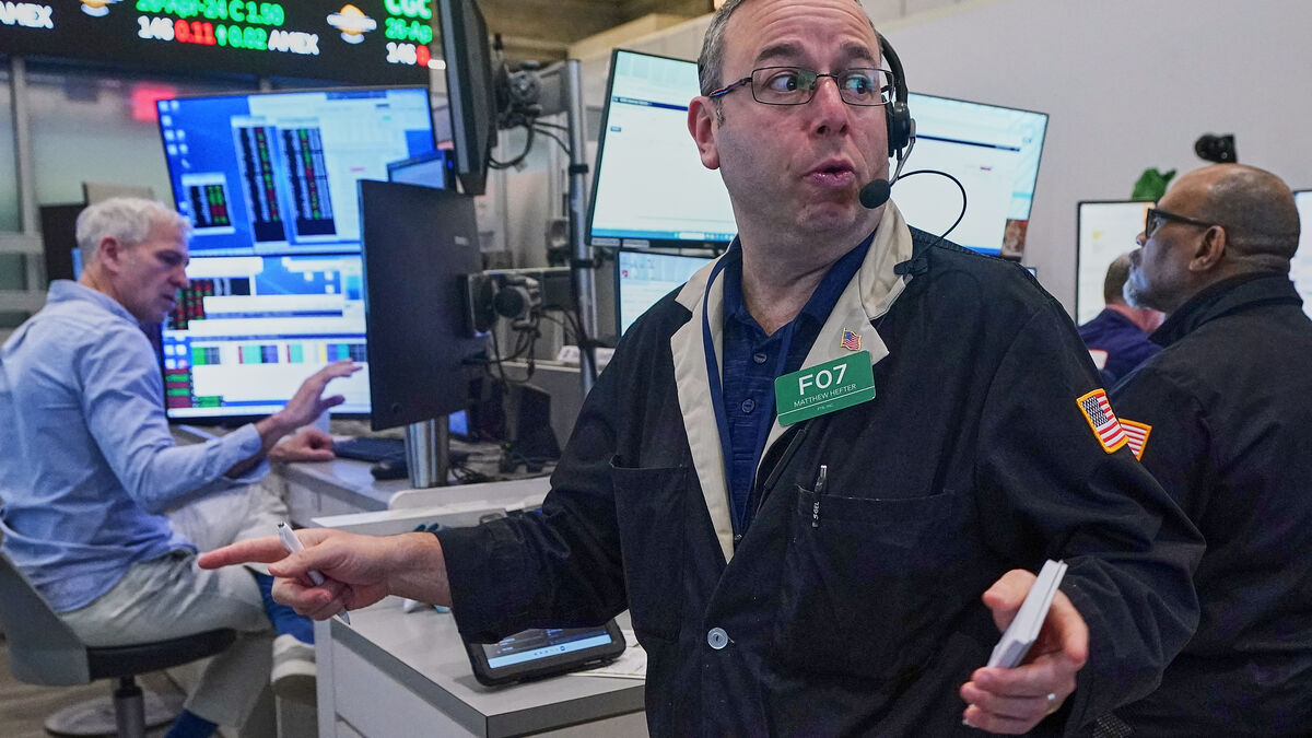 Most positive on Wall Street - hope for new talks