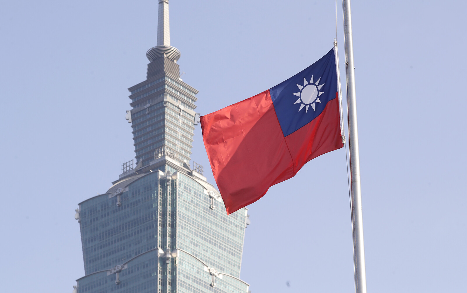 EU Criticizes China's Military Drills