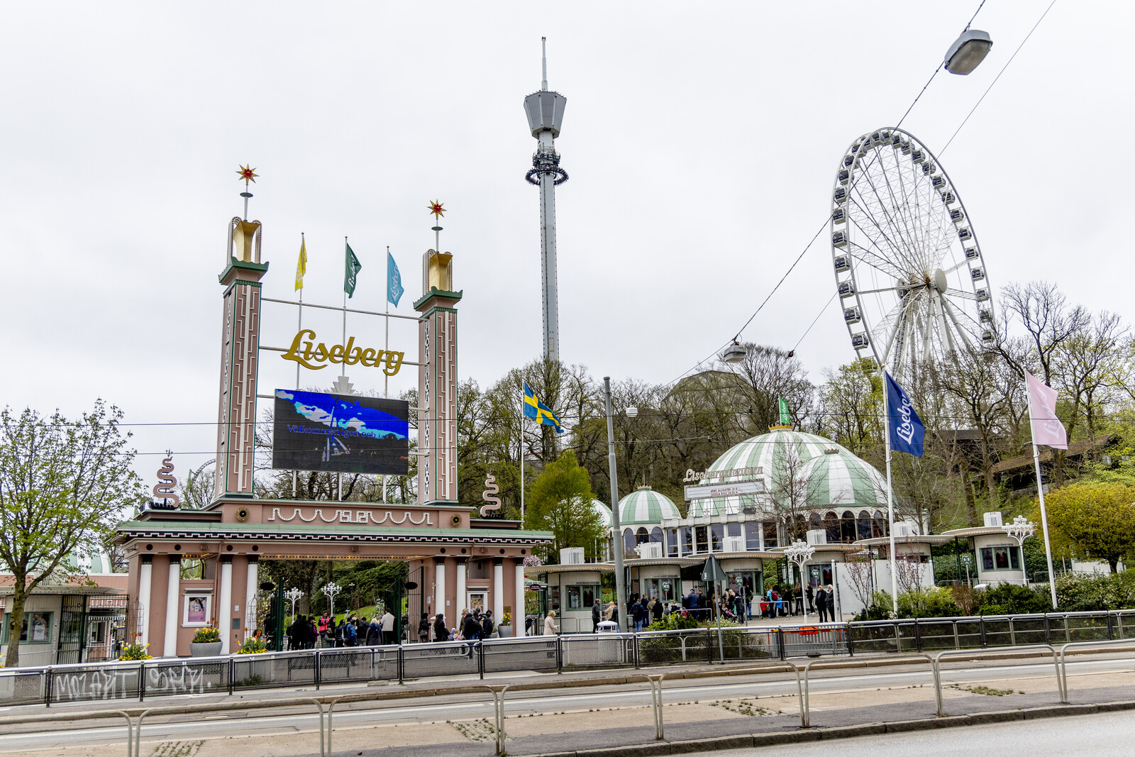 Liseberg Strike Averted as Municipality Reaches Overtime Pay Deal