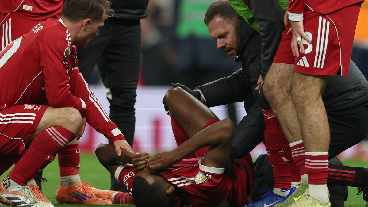Alexander Isak's injury: "We'll have to wait and see"