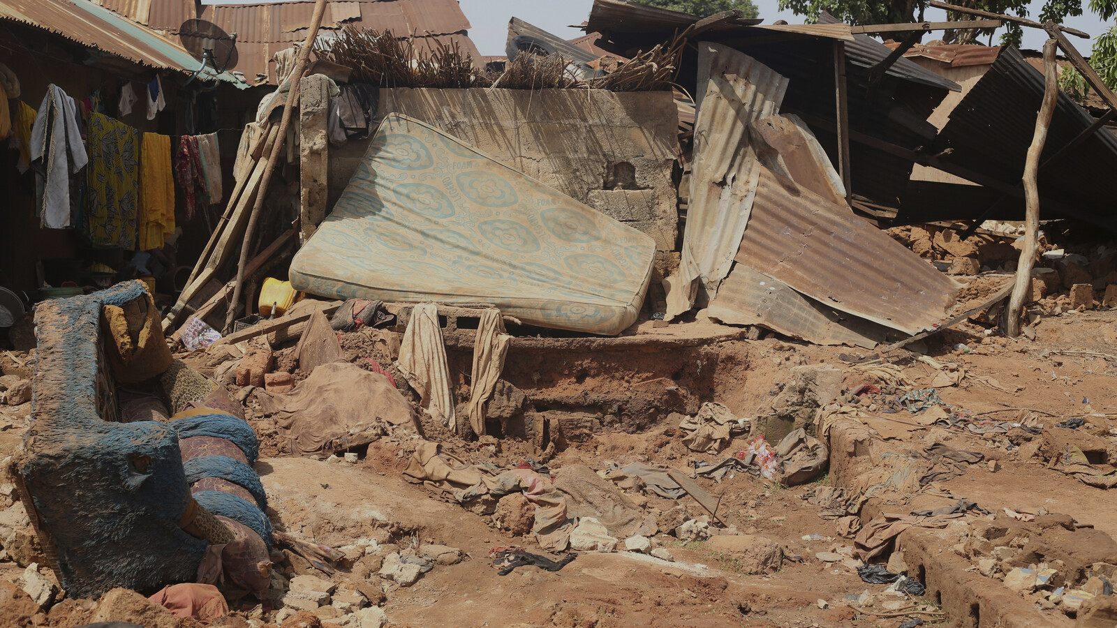 Emergency Aid Reaches Flood-Hit Areas in Nigeria