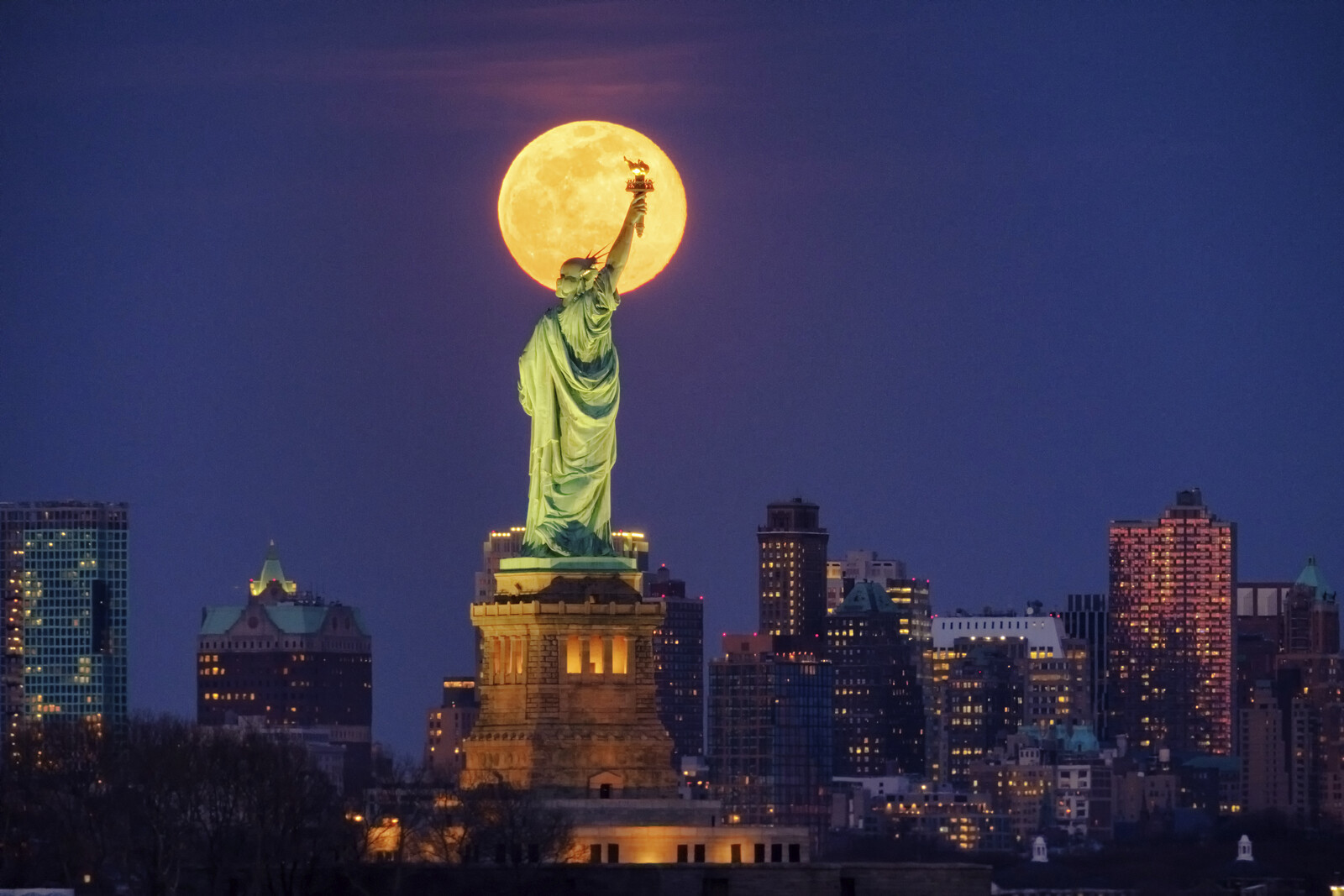 Tourism to USA Declines as