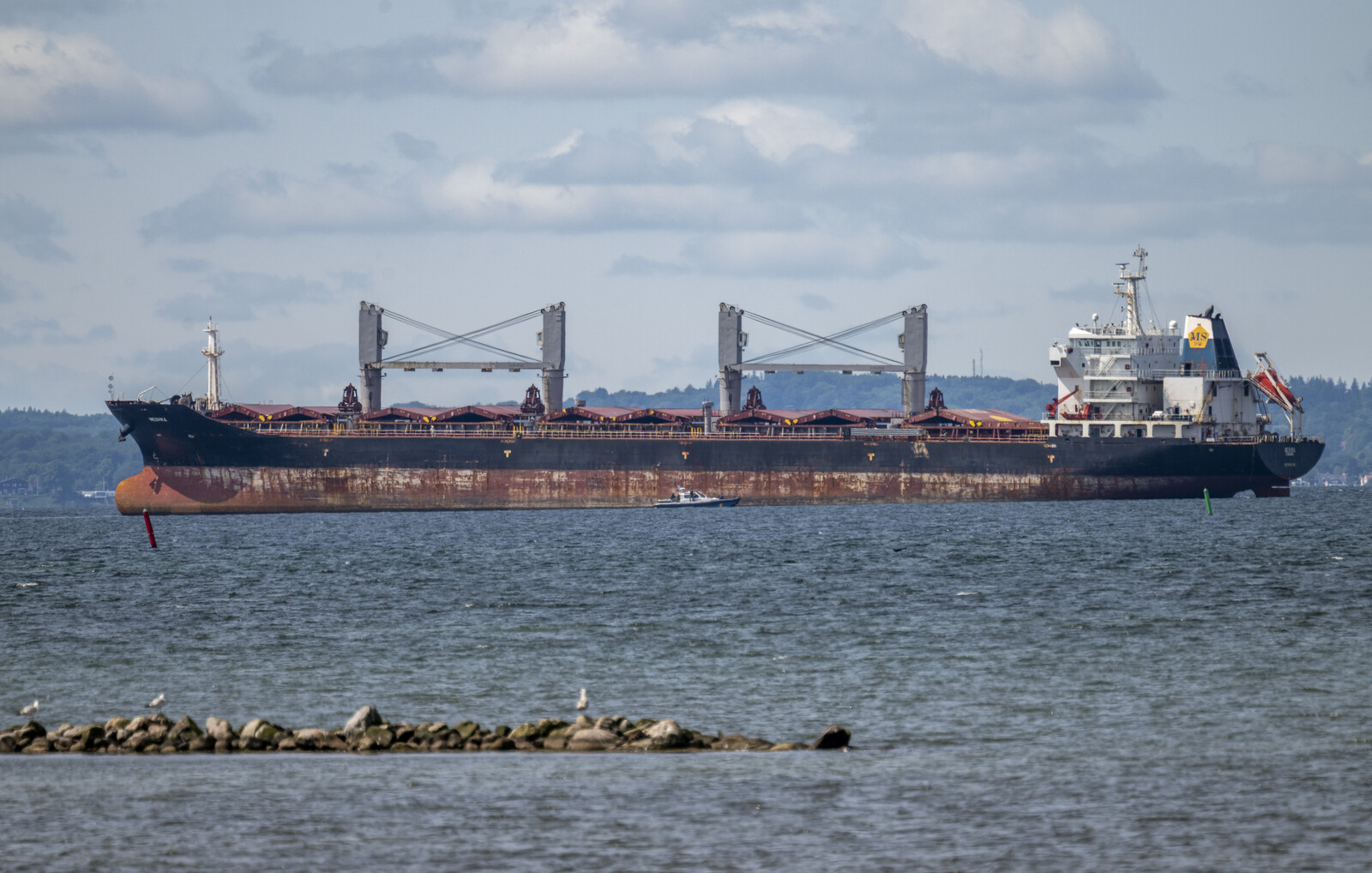 No Leaks Detected on Grounded Cargo Ship Meshka