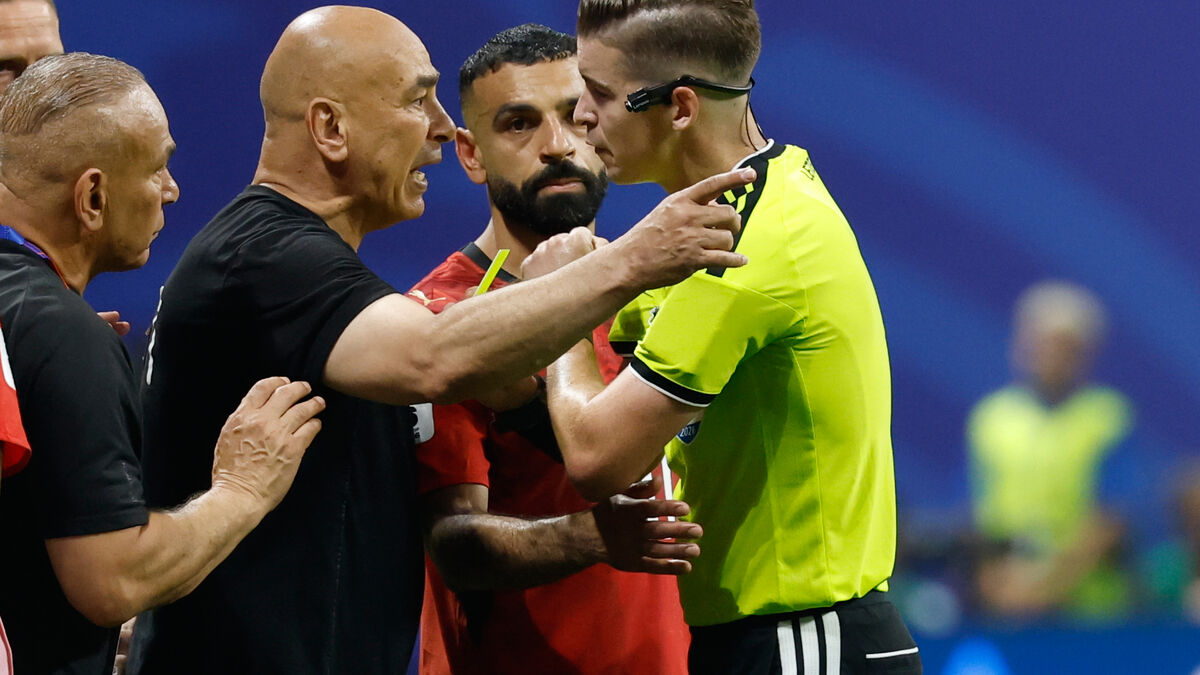 Egypt files FIFA complaint over referee errors after Argentina loss