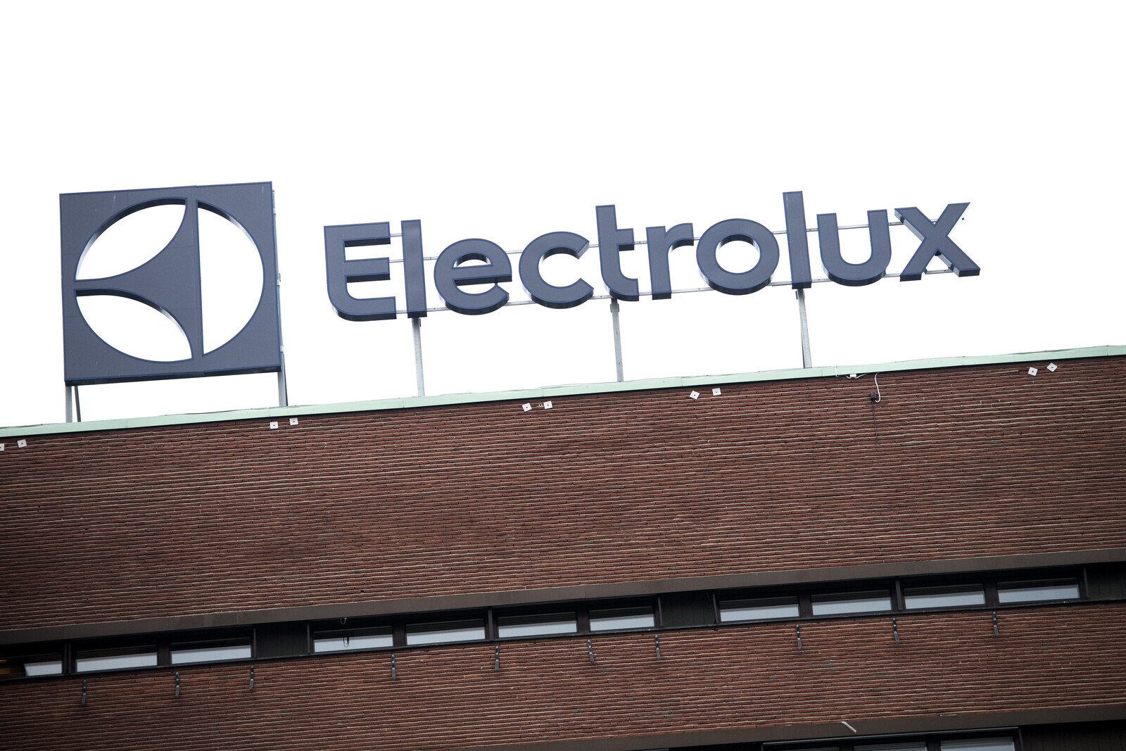 Electrolux and Kinnevik Removed from Stockholm's OMXS30 Index