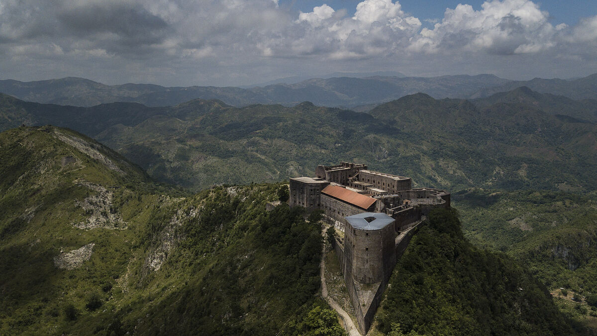 Panic at Haiti's historic Citadelle
