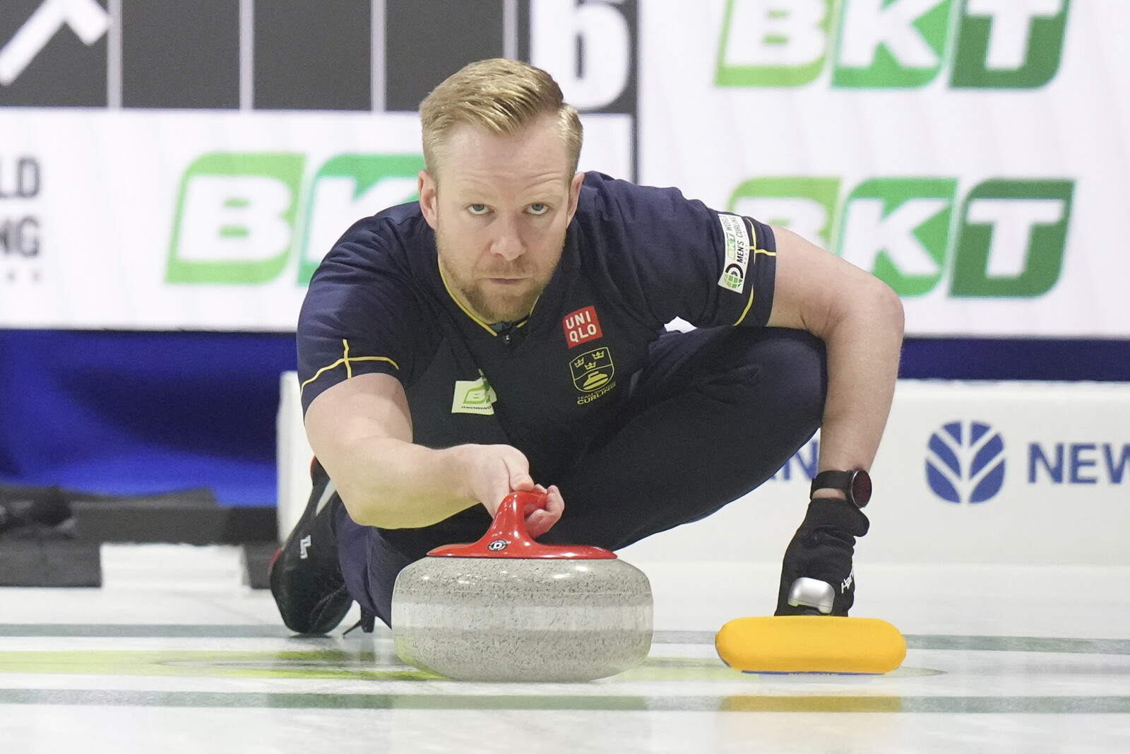 Sweden's Curling Team Falls to Scotland in World Championship Quarterfinal