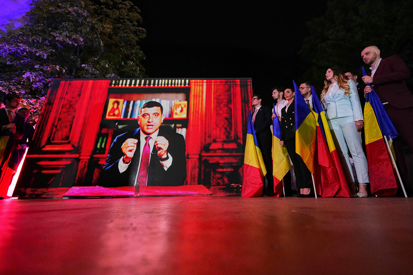 Trump Supporter George Simion Advances in Romanian Presidential Race