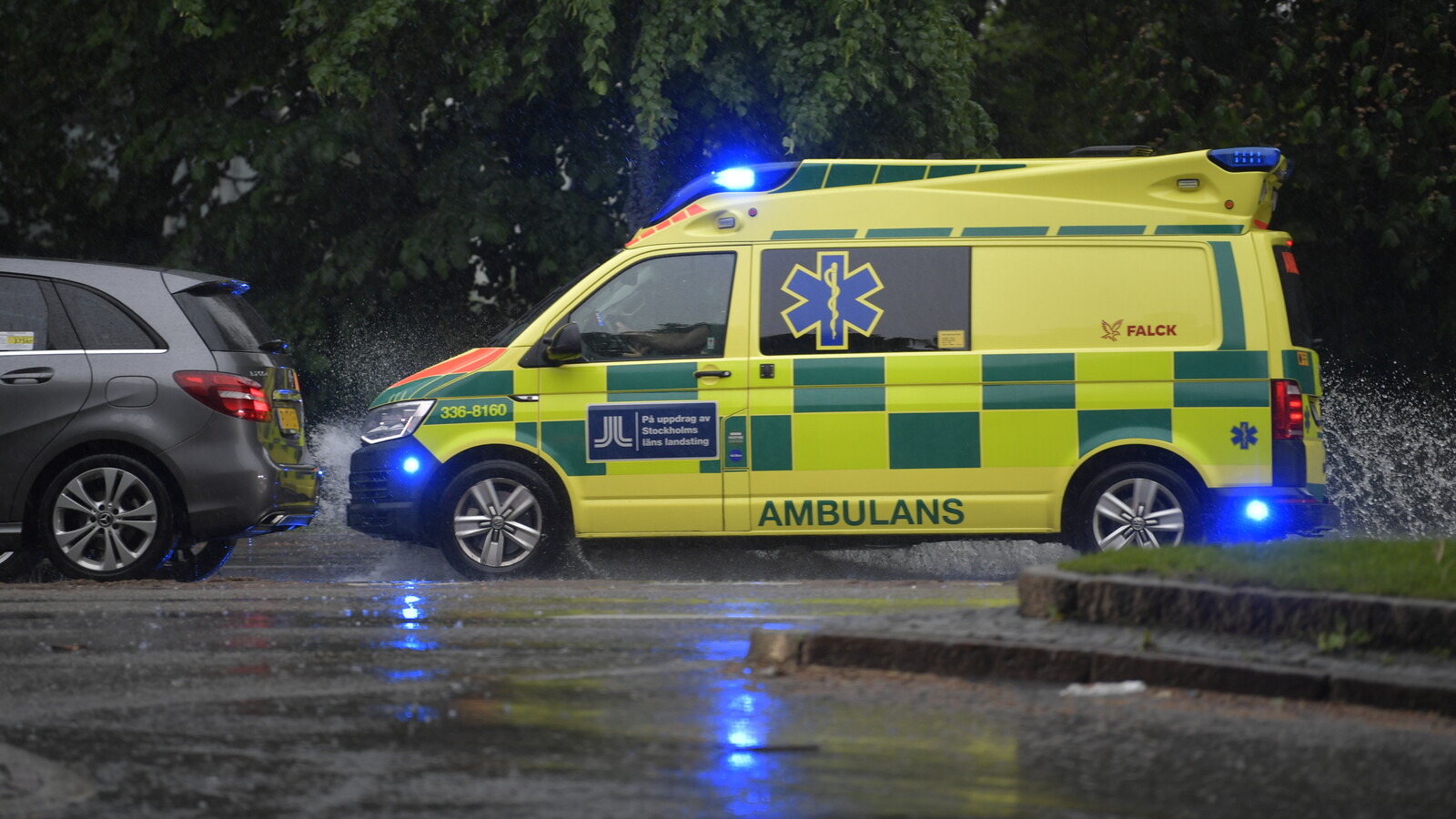 Young man dies after snowmobile accident | Sweden Herald
