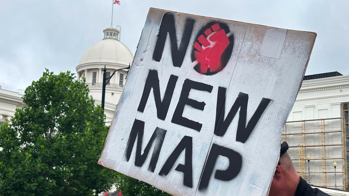 Republican victory as Supreme Court allows Alabama to redraw electoral map