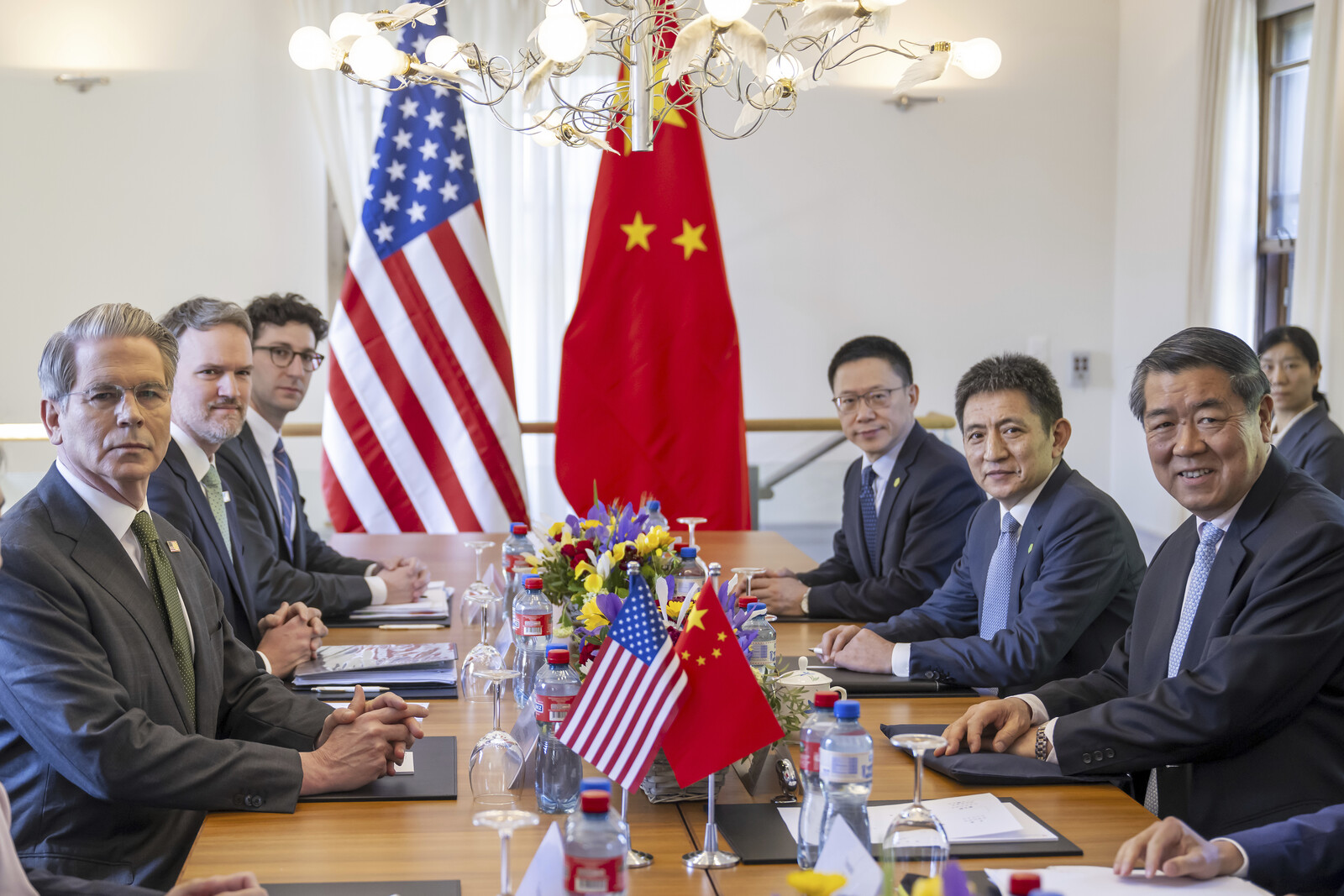 USA and China Extend Tariff Truce by 90 Days in Stockholm Meeting