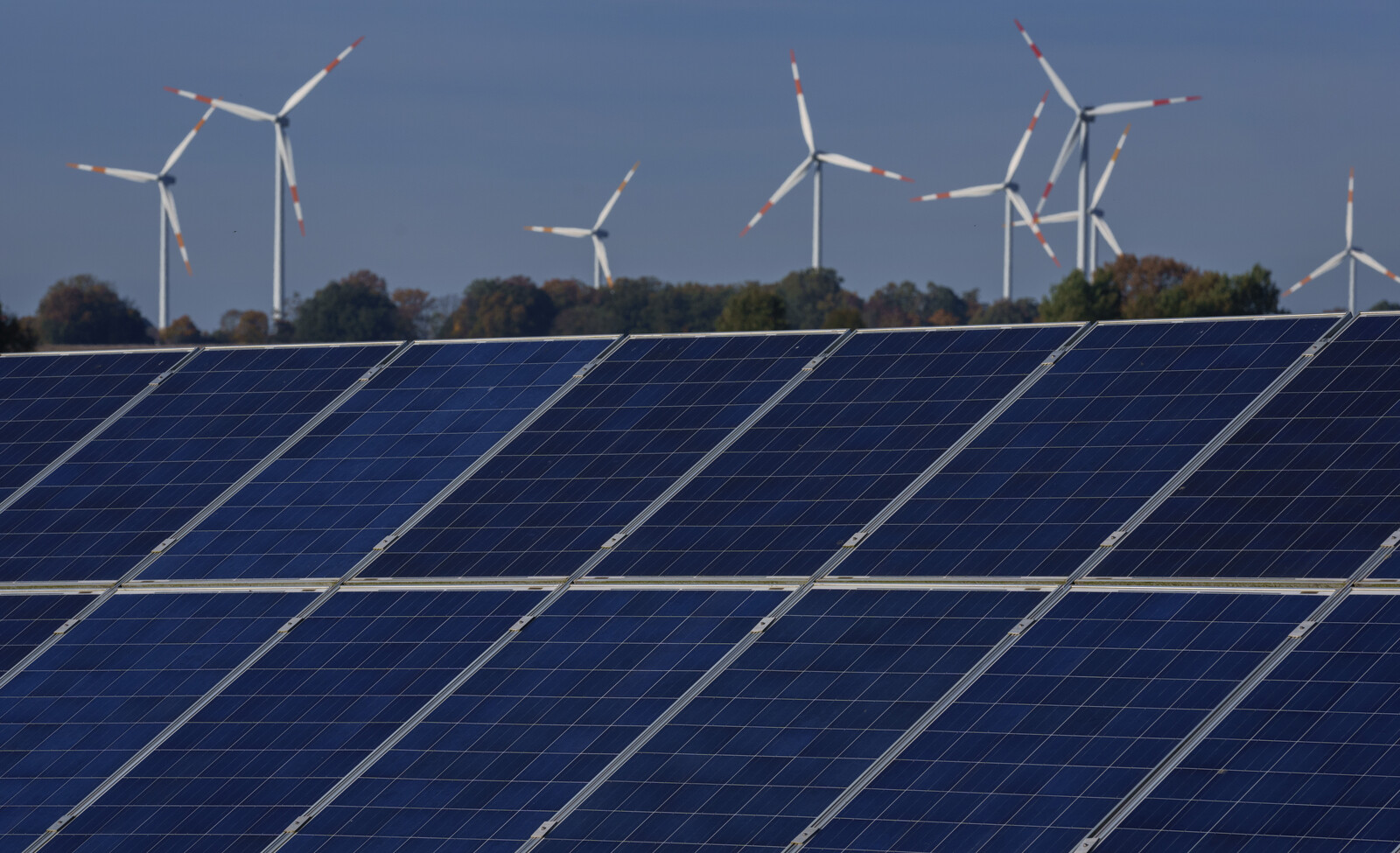 Study Predicts Half of Electricity Will Be Weather-Dependent by 2033