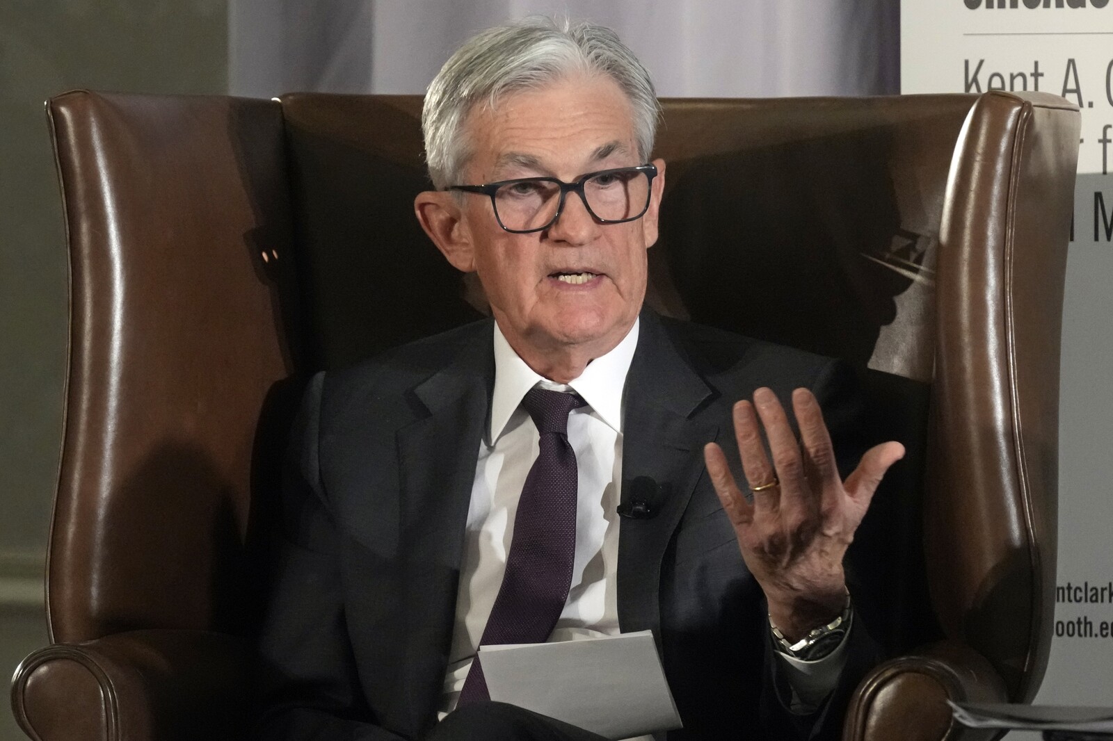 Fed Holds Interest Rates Steady Amid Economic Uncertainty
