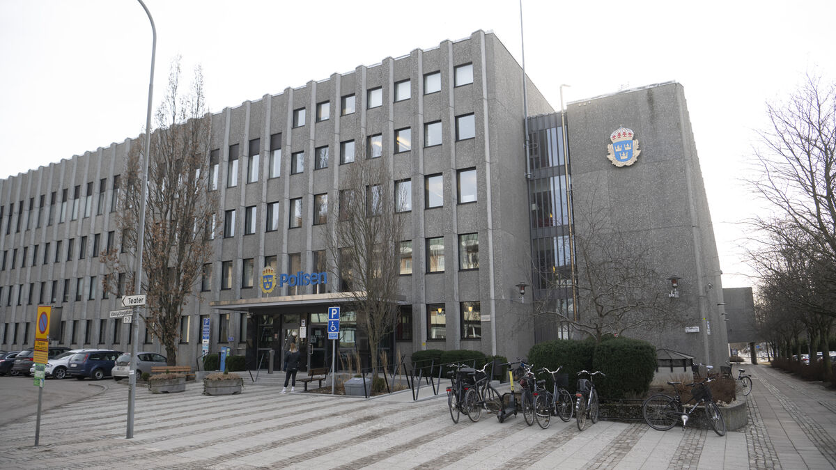 Västerås Police Station Evacuated After