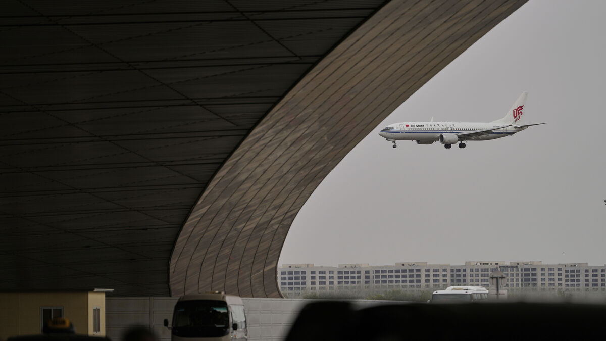 Air China resumes flights to Pyongyang, North Korea