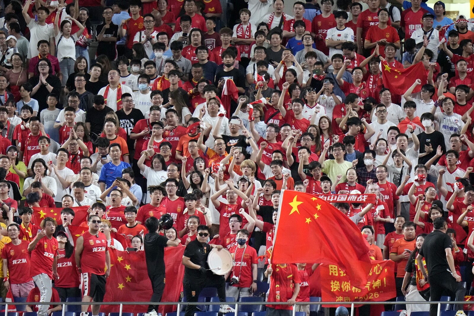 Chinese Football Officials Receive Long Prison Sentences for Bribery