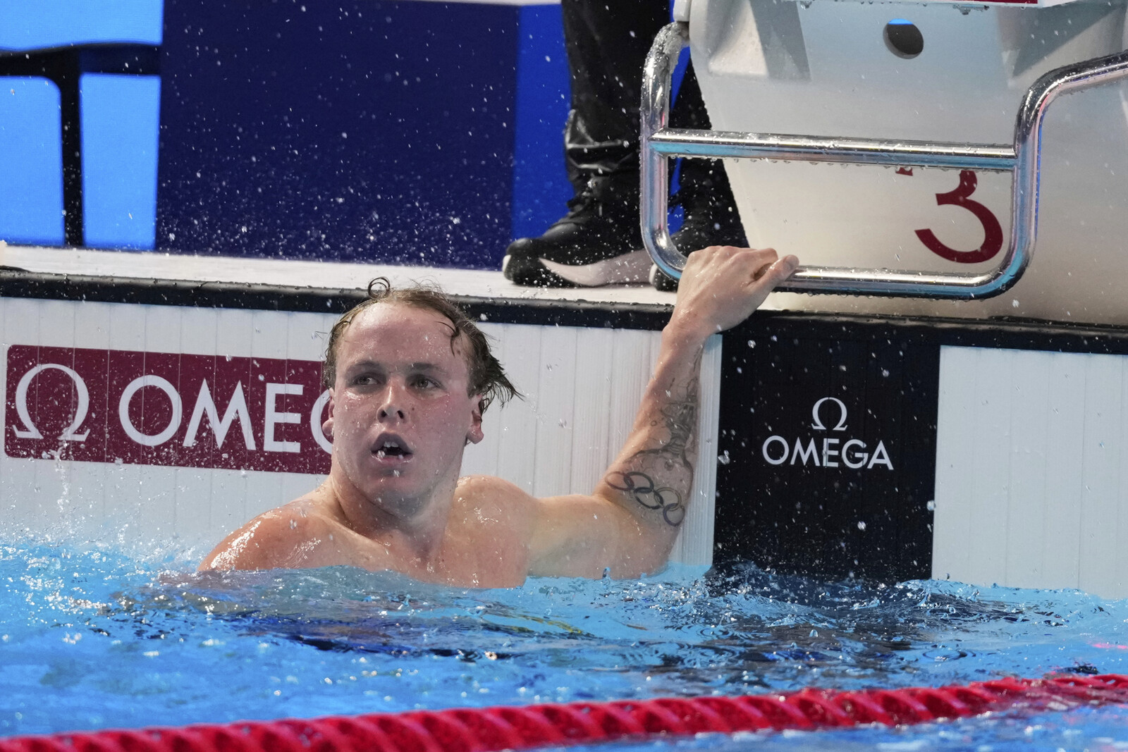 Victor Johansson Advances as Samuel
