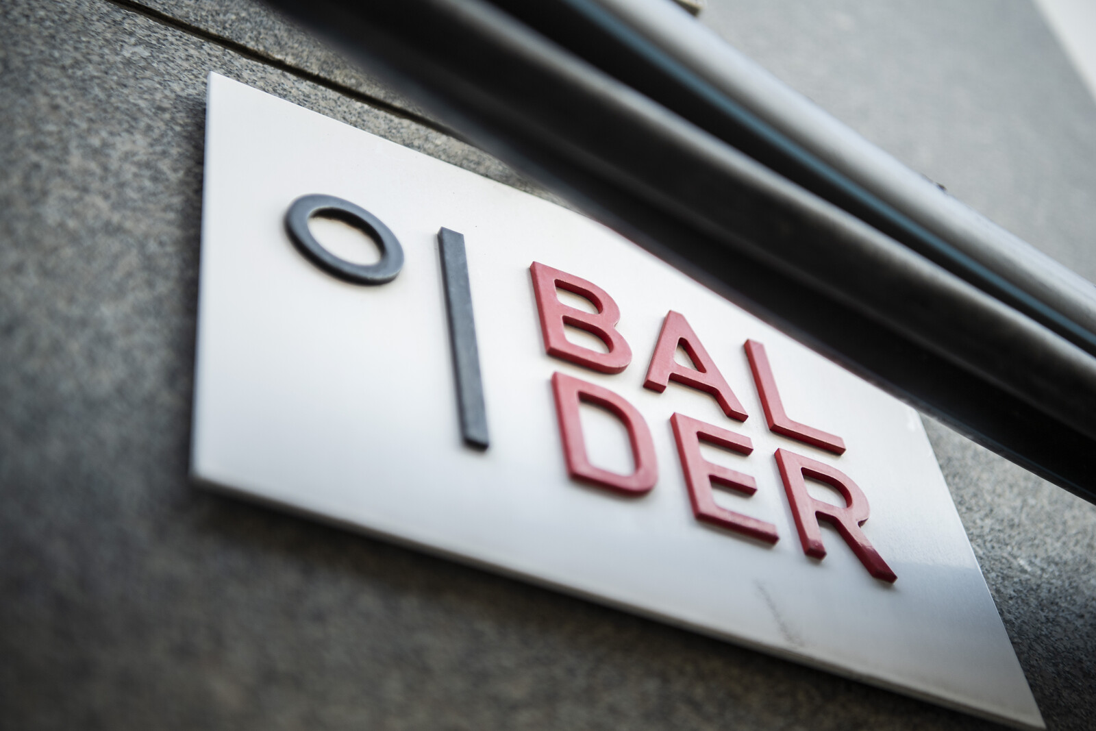 Stockholm Stock Exchange Rises Broadly Despite Saab's Sharp Decline