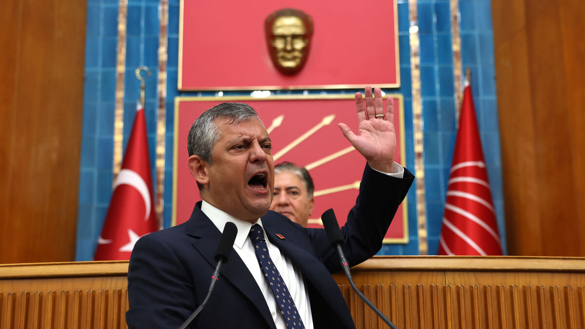 Turkish opposition leader Özgür Özel