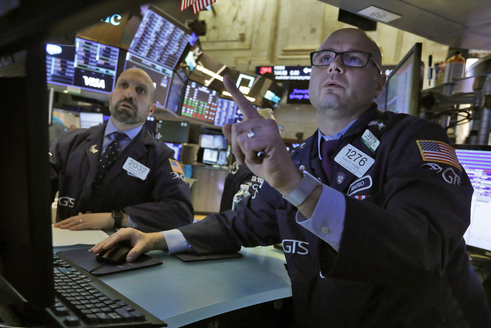 Hundreds of thousands of bank jobs are on their way to disappearing