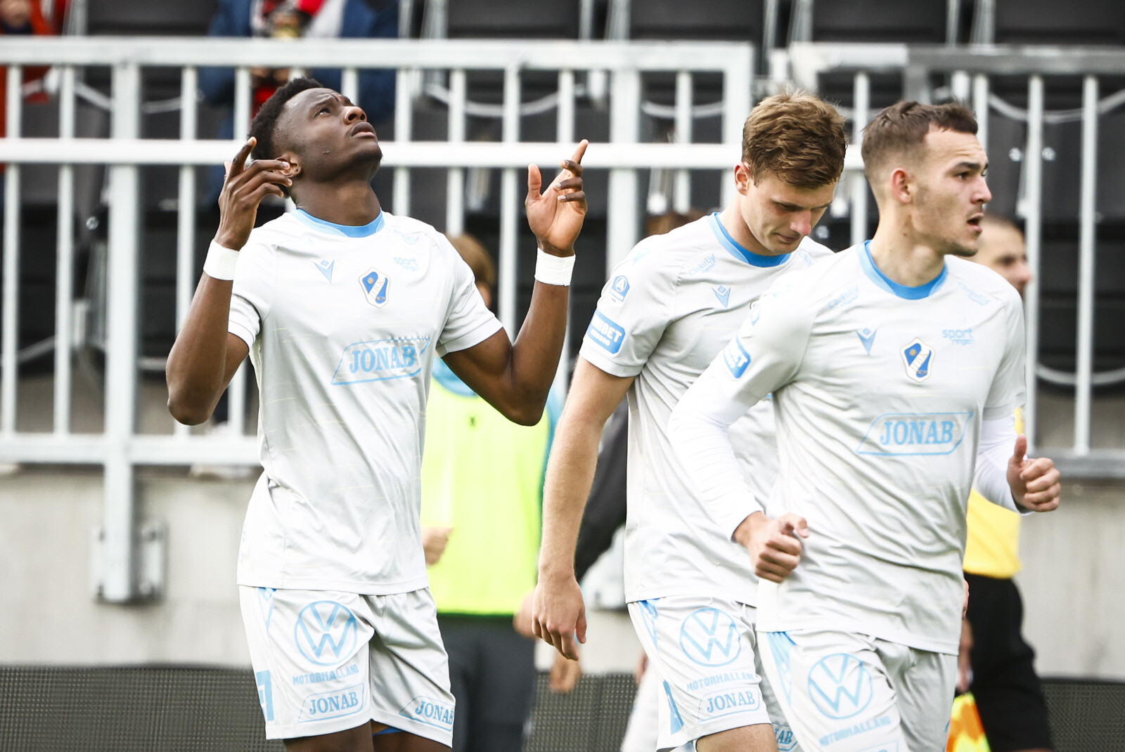 Agnero's Goal Streak Boosts Halmstad Despite Injury Setback