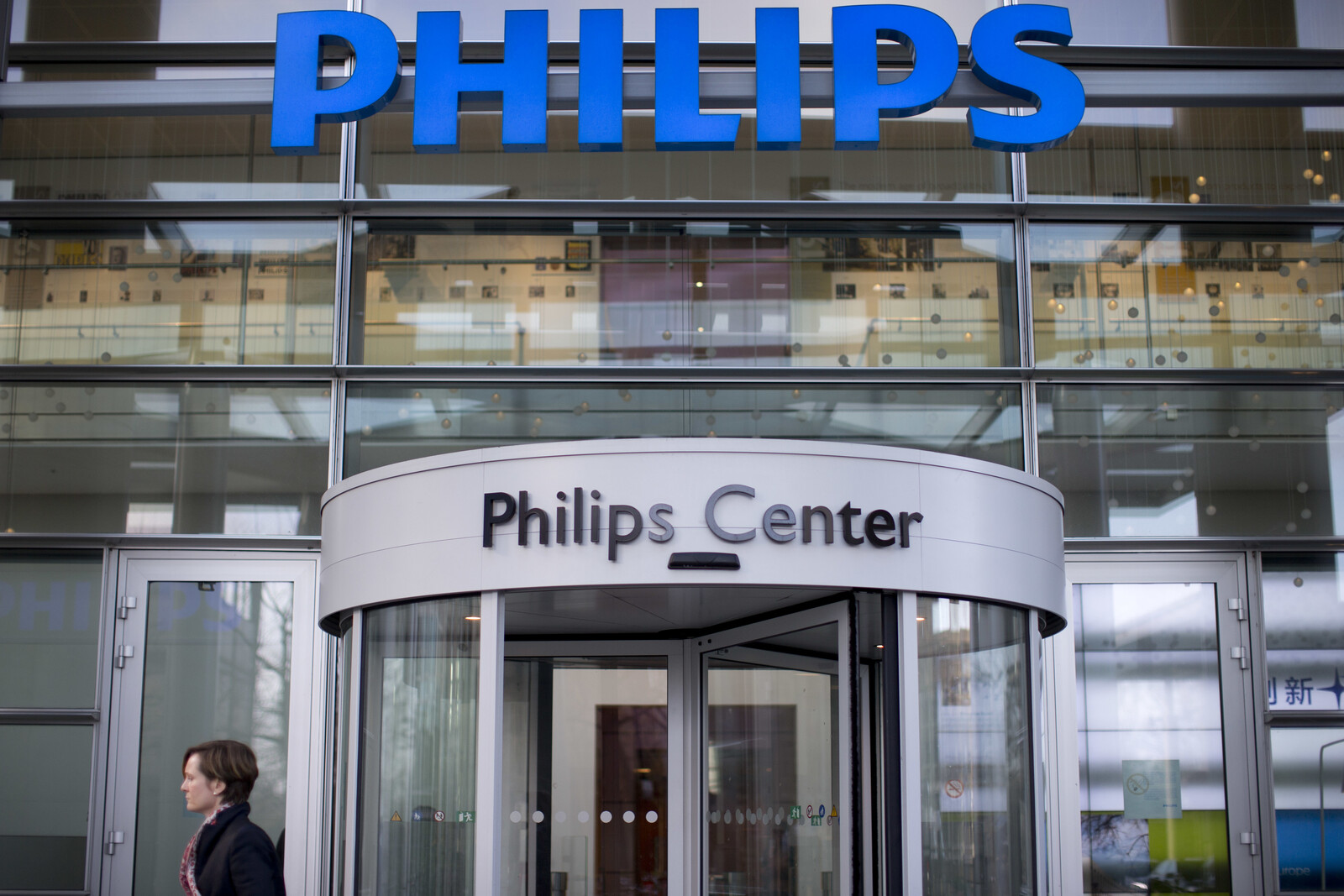 Philips pressured by decreased demand