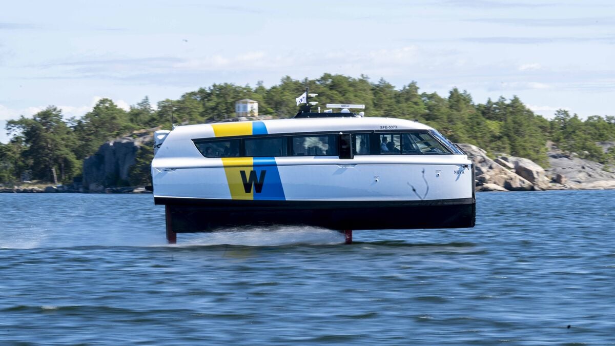 Electric boat Nova taken out of service after steering problems in Stockholm archipelago