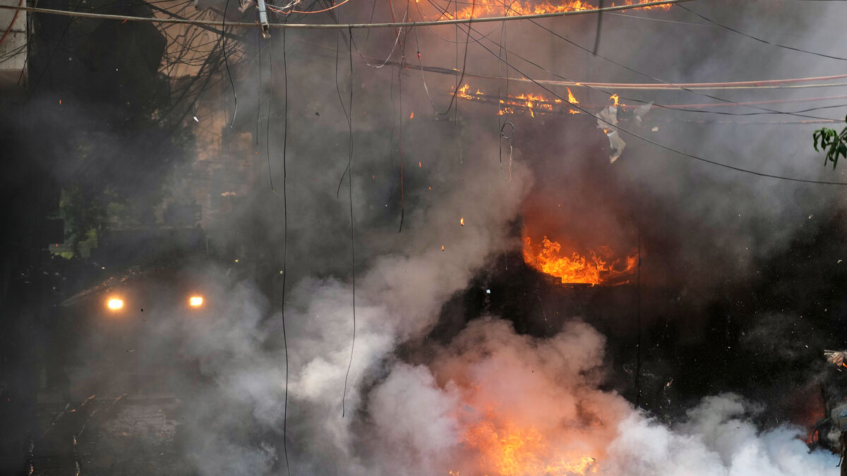 21 dead, about 40 injured in Delhi hotel fire
