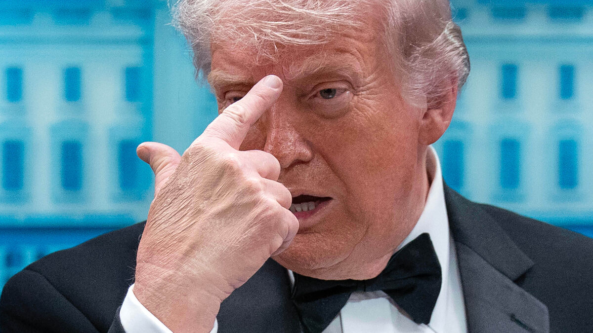 Trump threatens Iran with automatic