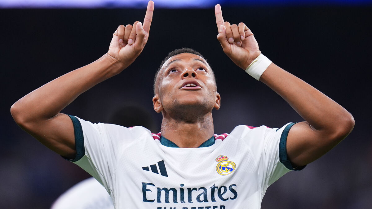 European football club owners push