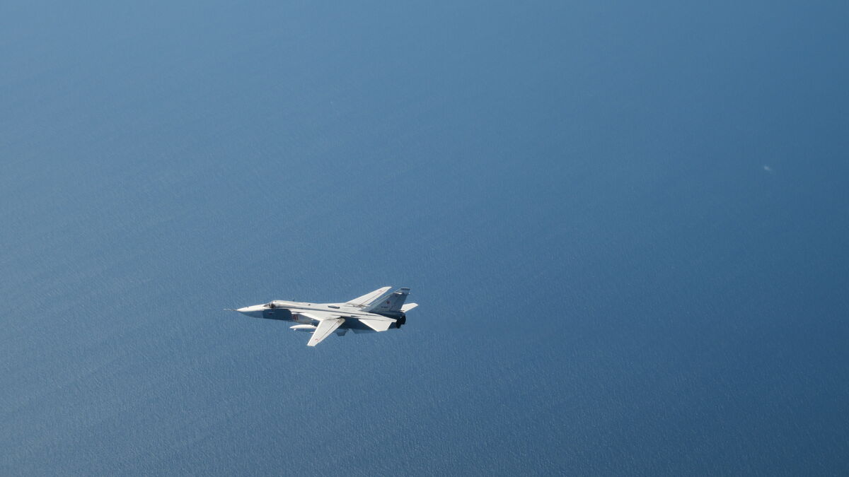 Russian fighter jet set course