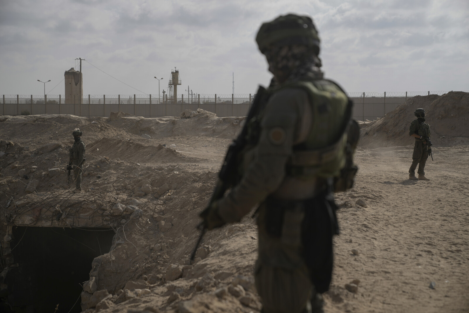 New attacks in Gaza –