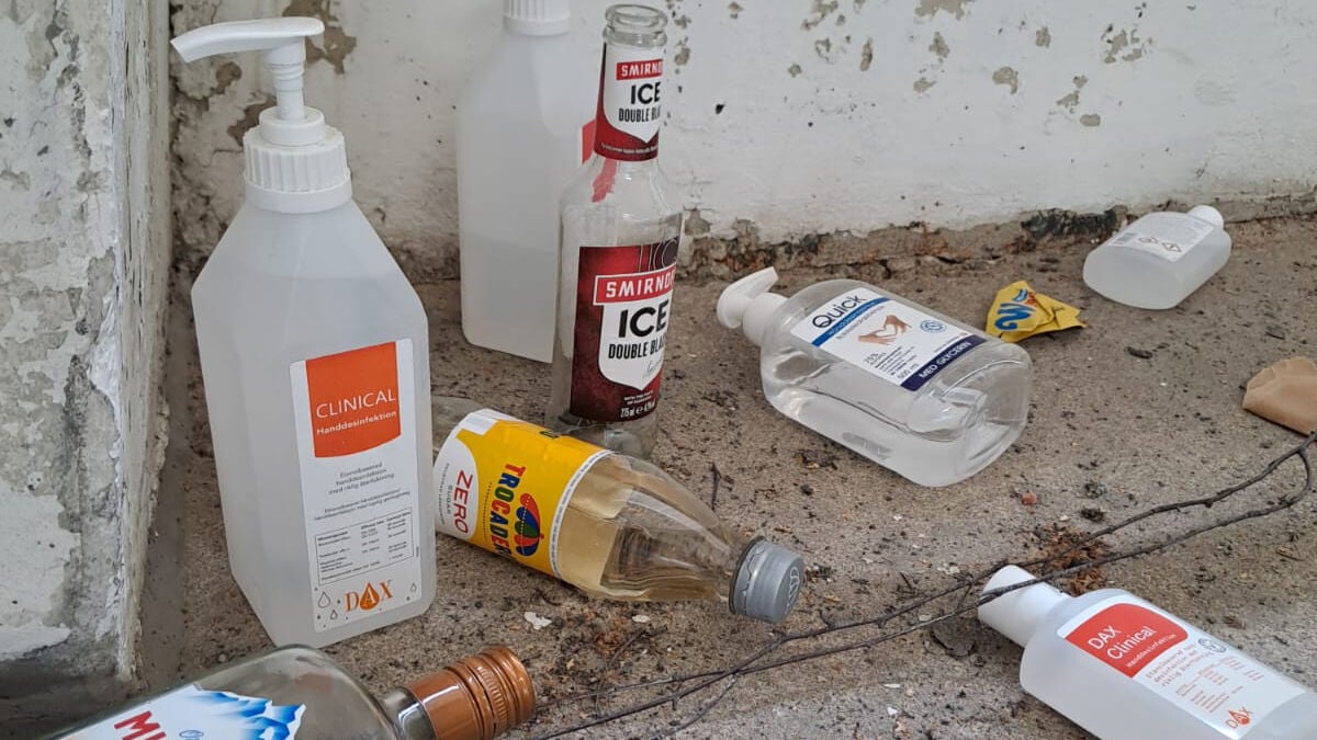 Warning to parents as teens get drunk on hand sanitizer in Umeå