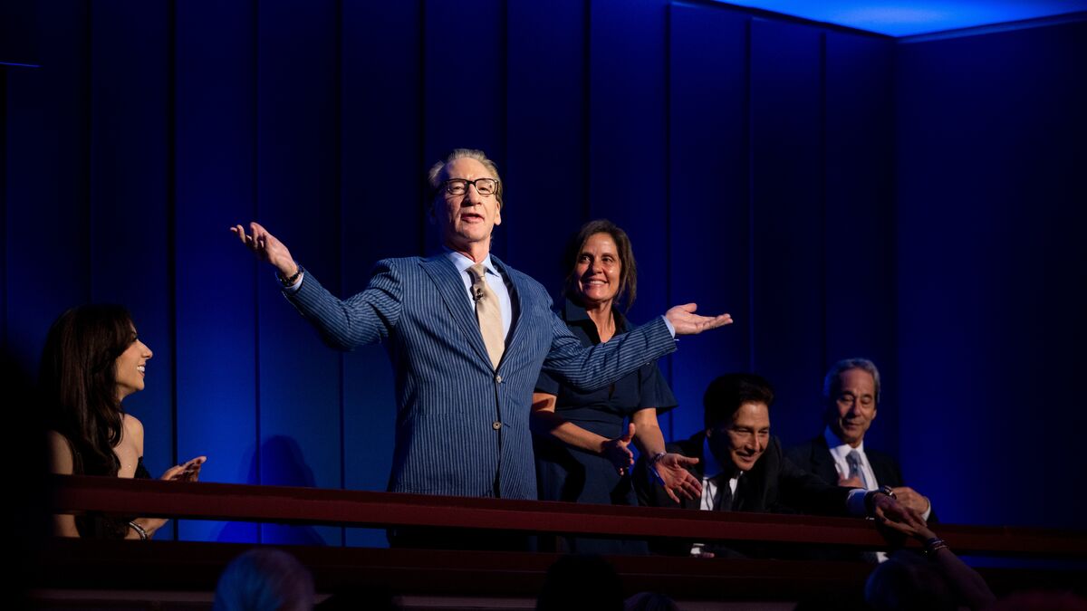 Trump impersonator crashes Bill Maher’s Mark Twain Prize ceremony at Kennedy Center