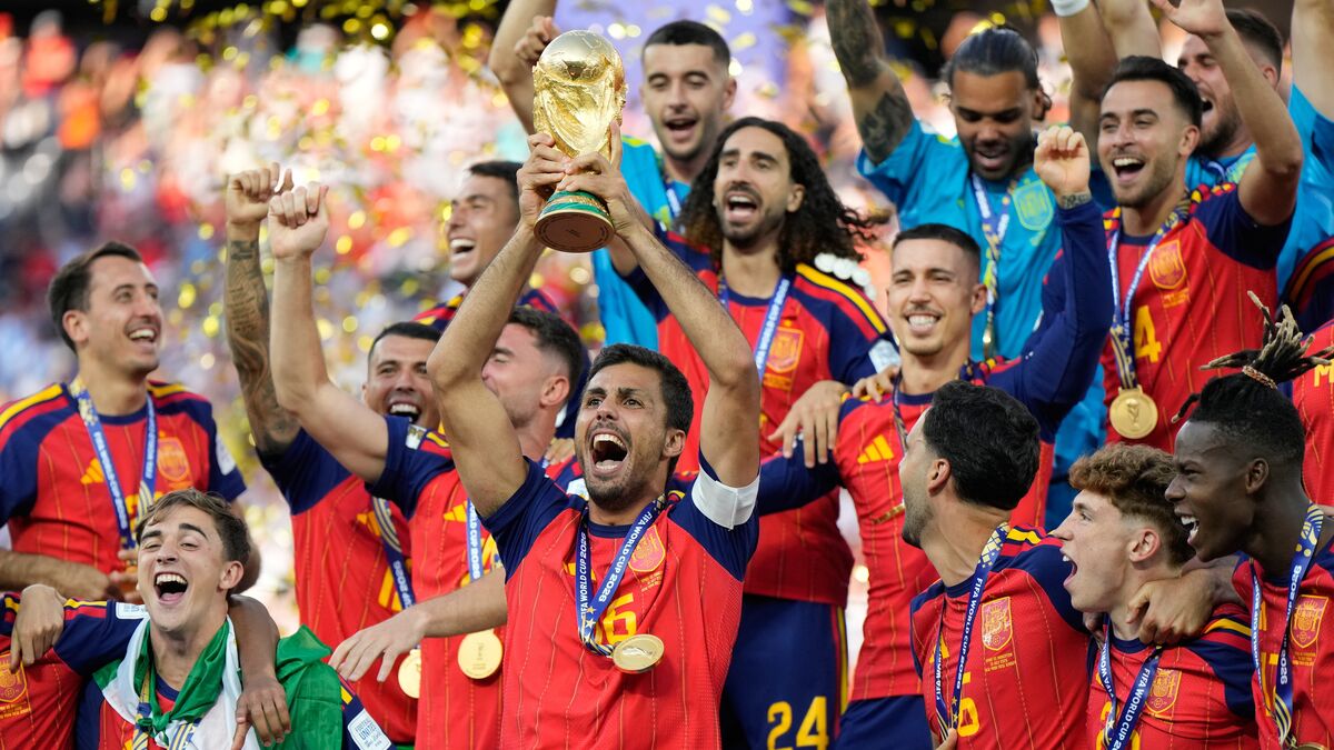 Spanish youth coach slams Swedish