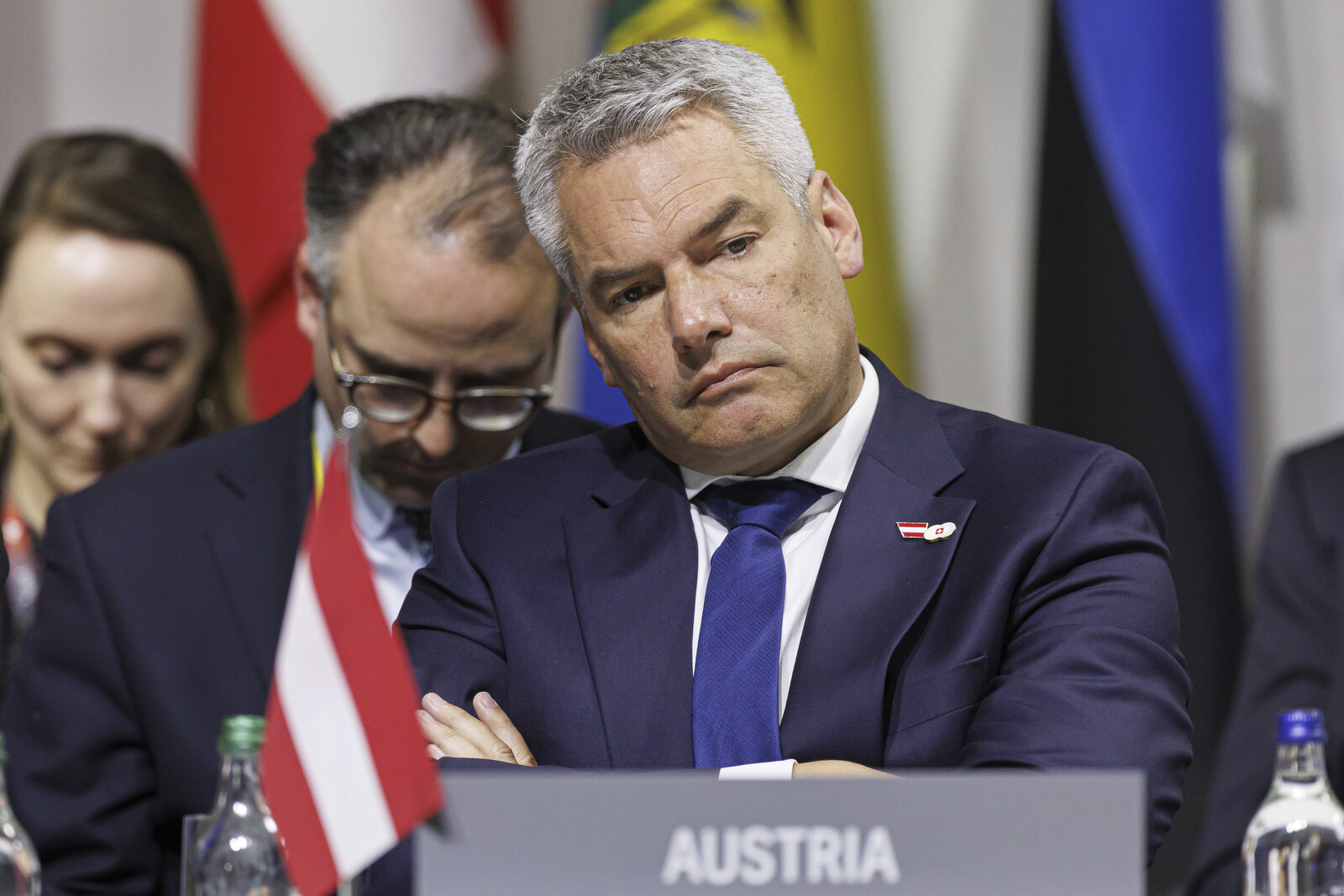 Floods Stop Ministerial Trip to Vienna